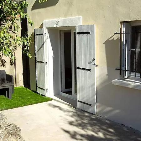 35 M2 Apartment