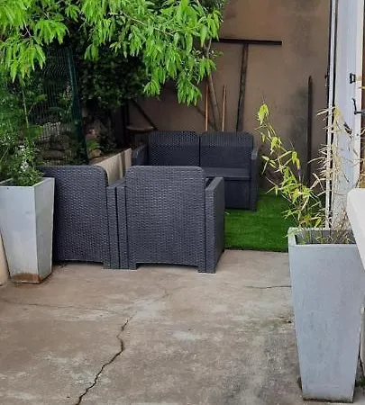 35 M2 Apartment Arles